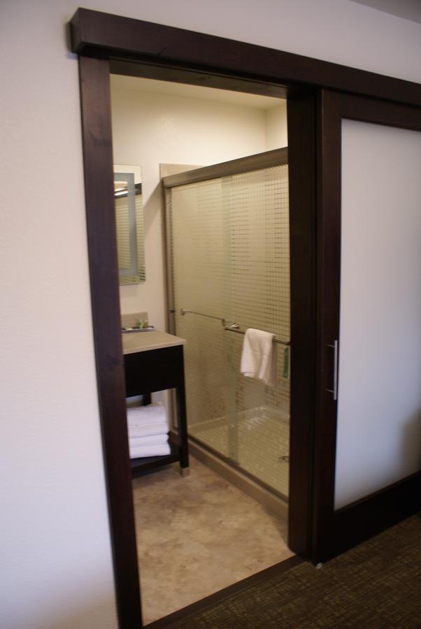 Boarders Inn & Suites By Cobblestone Hotels - Syracuse Esterno foto