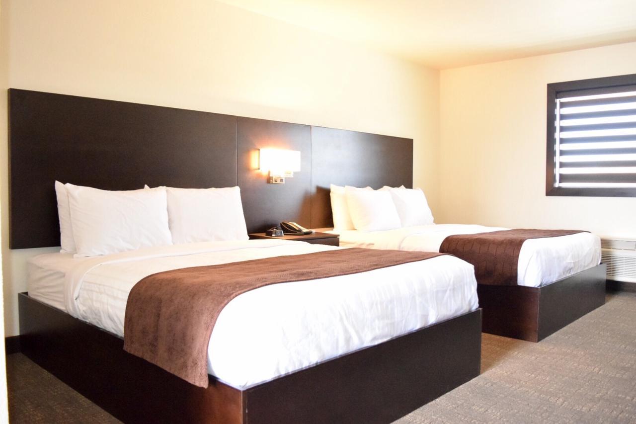 Boarders Inn & Suites By Cobblestone Hotels - Syracuse Esterno foto