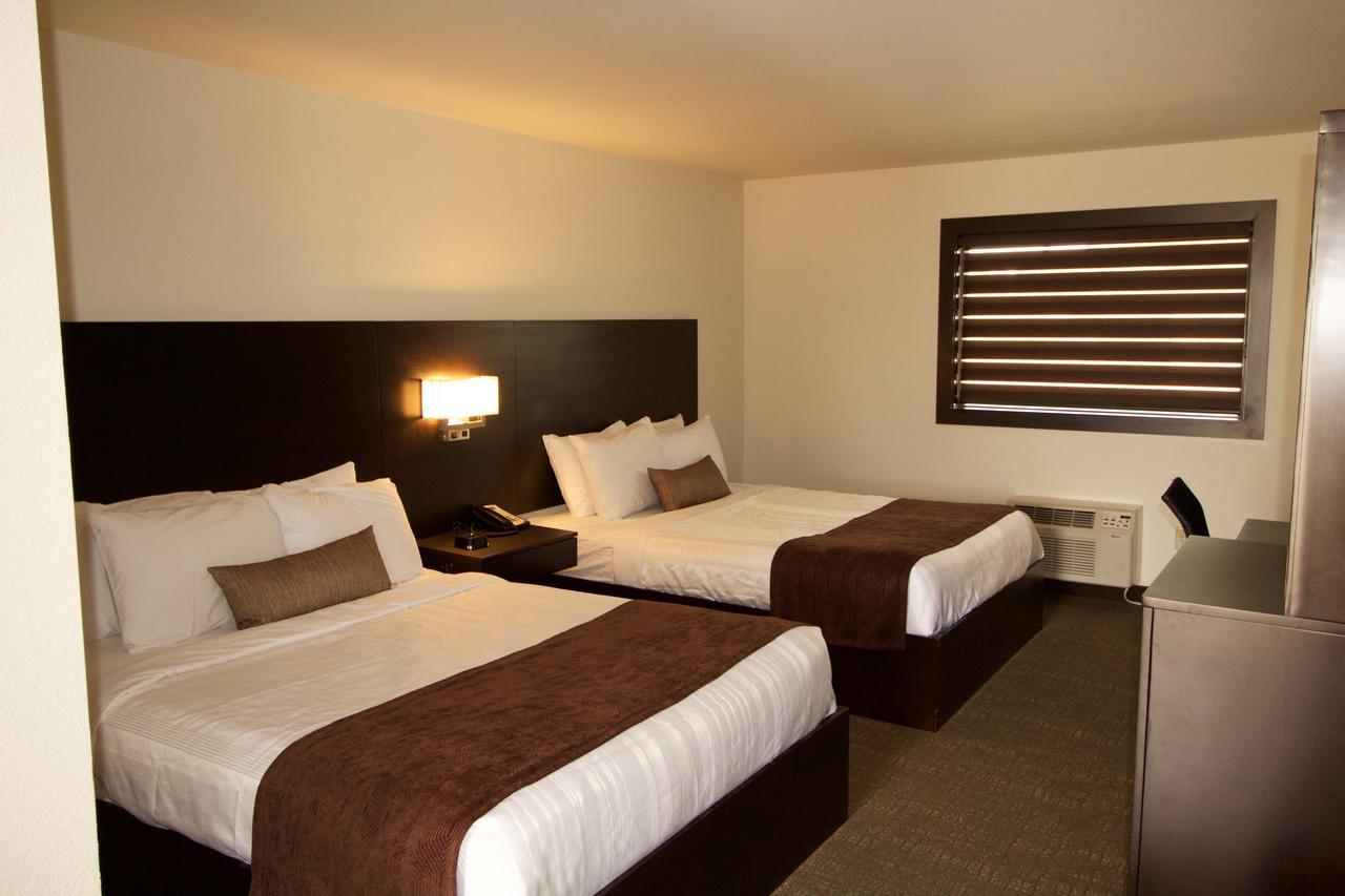 Boarders Inn & Suites By Cobblestone Hotels - Syracuse Esterno foto