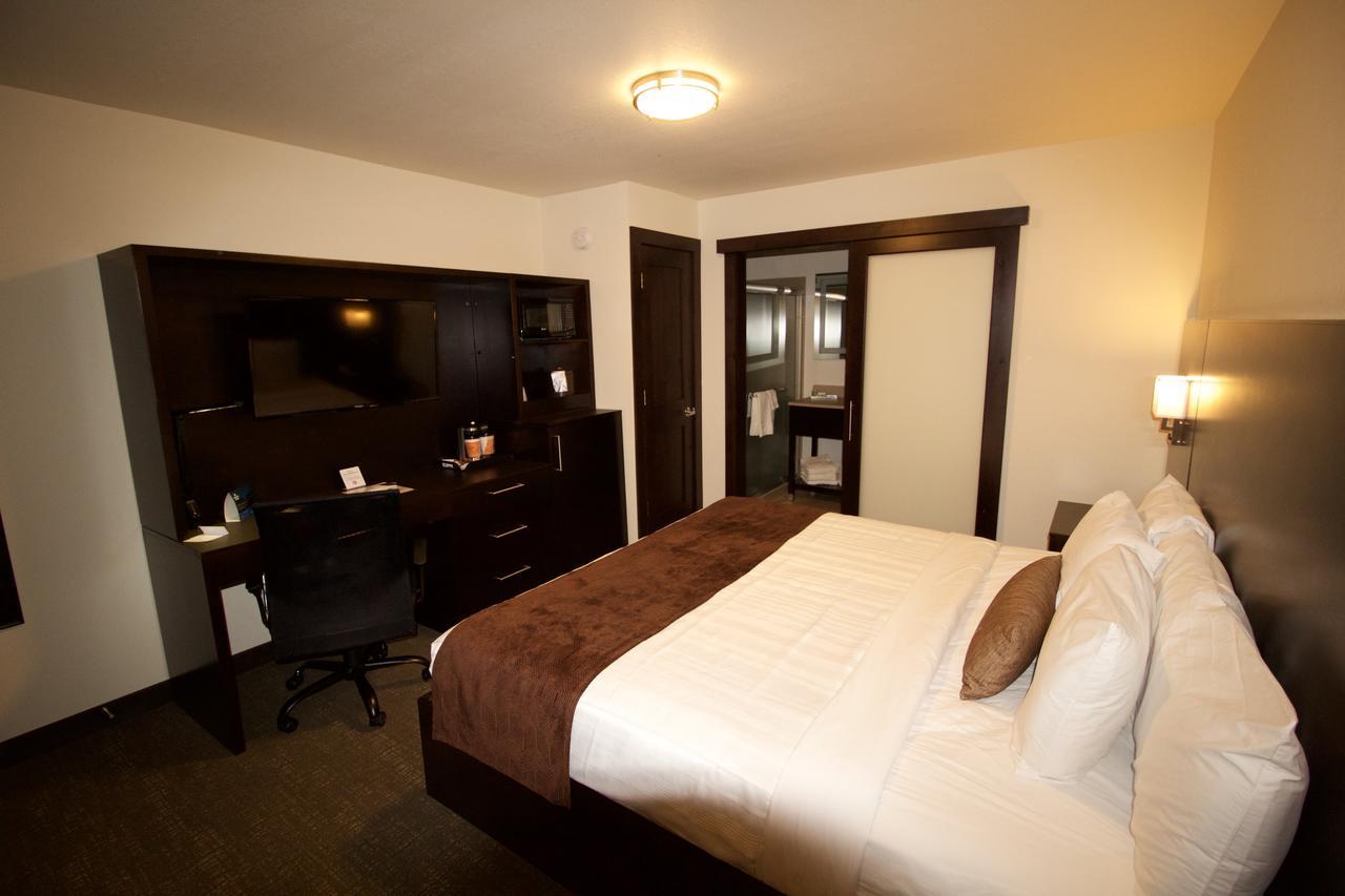 Boarders Inn & Suites By Cobblestone Hotels - Syracuse Esterno foto