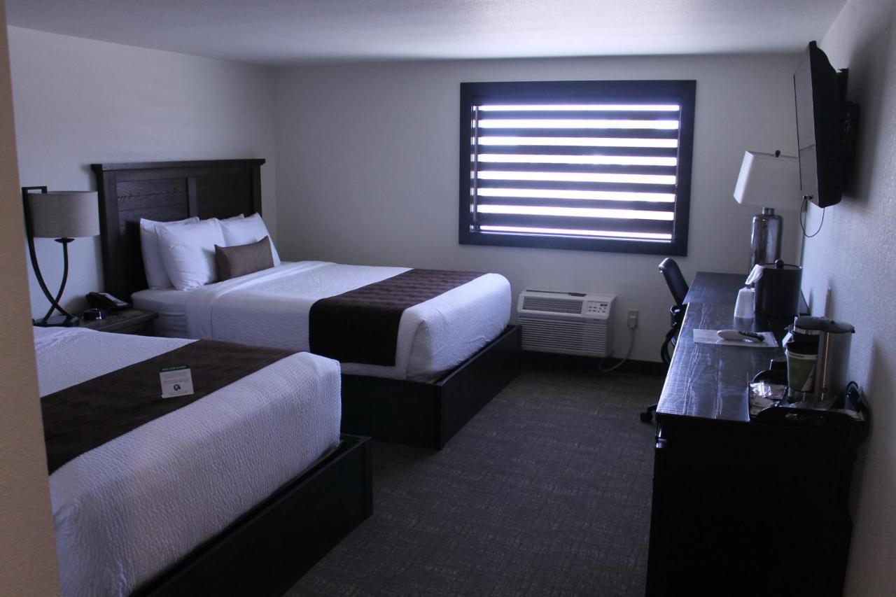 Boarders Inn & Suites By Cobblestone Hotels - Syracuse Esterno foto