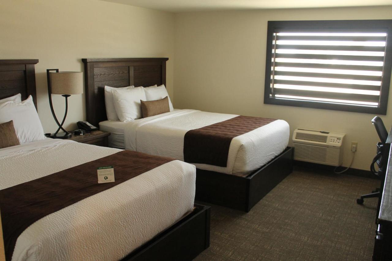 Boarders Inn & Suites By Cobblestone Hotels - Syracuse Esterno foto